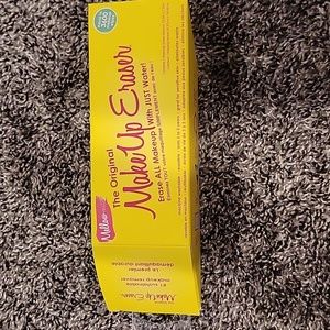 🦩 3 for $25 NIB yellow make up Eraser